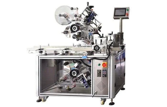 上下平面贴标机：使包装规范，为产品形象加分